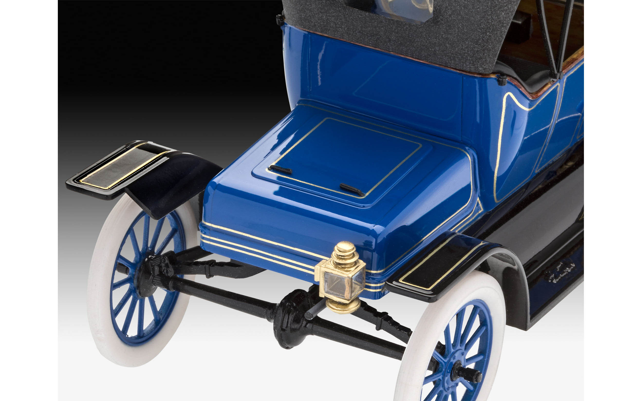 Revell 1/24 Ford Model T Roadster - Image 3