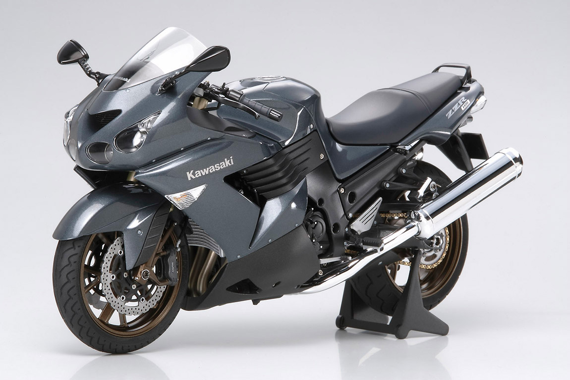 Tamiya 1/12 KAWASAKI ZZR1400
