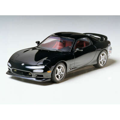 TAMIYA 1/24 Mazda RX-7 R1