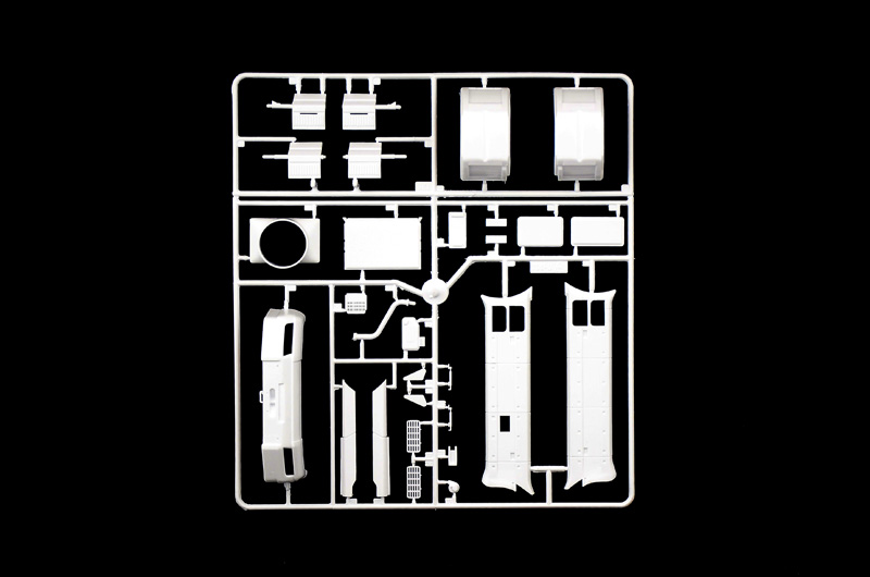 ITALERI 1/24 - Scania T143H 6x2 - Image 9