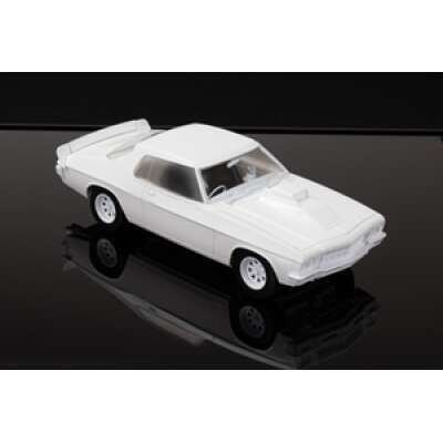 1/24 MFP Custom HQ Monaro 2 Door  Plastic Model Kit