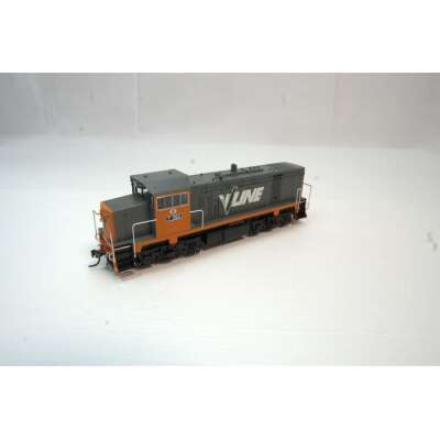 Powerline HO V/LINE Tangerine/Grey T-Class Series 3 (T4) T393 Low Nose DCC (DCC Sound Fitted)